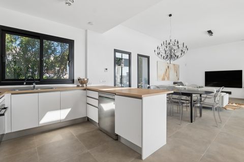 Villa i Estepona, Malaga, Estepona - € 949.000 | Ref: SG2602 - foto 10